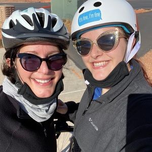 Meet your Posher, Holly